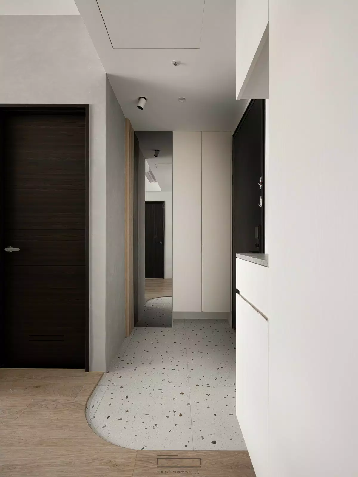 浮光 Drifting Light