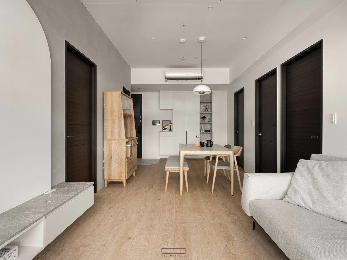 浮光 Drifting Light